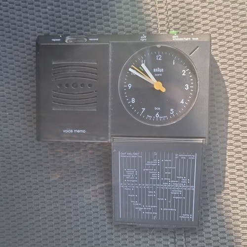 Braun Quartz Model AB 314 VM vintage travel alarm clock with voice memo