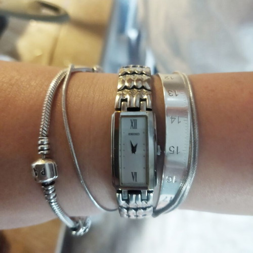 Seiko Tank women's watch like new, white and silver bracelet