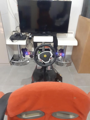 F1 Simulator with Wireless Ferrari Steering Wheel and PS3 Console