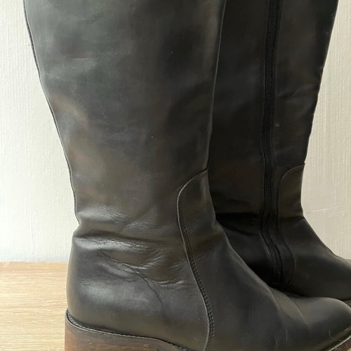 Leather boots size 39 used, black