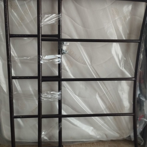 Single bed with orthopedic mattress like new, 90x190 cm