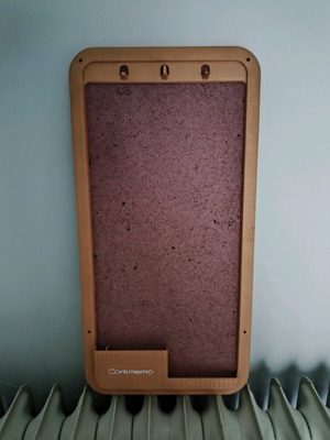Note board like new with case