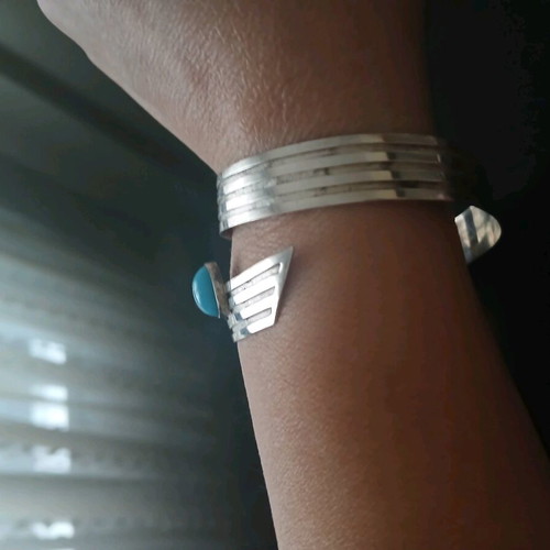Large bracelet made of 1000 silver with turquoise like new