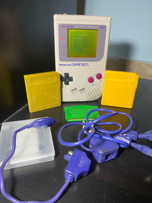 Nintendo Gameboy Classic μεταχειρισμένο με Pokémon και αξεσουάρ