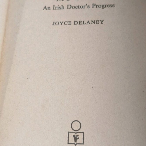 Book No Starch in My Coat by Joyce Delaney like new, English