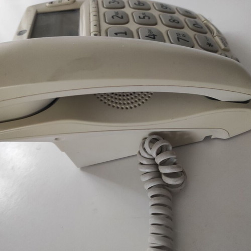 Thomson Inc Wired Phone Model 29569GE1-A Used Beige