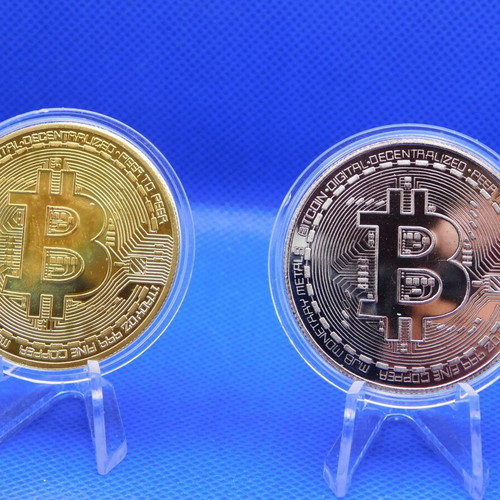 Collectible souvenir coin set of 2, gold and silver color