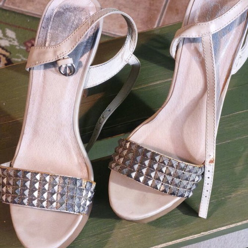 High-heeled sandals used, size 41, beige with silver design