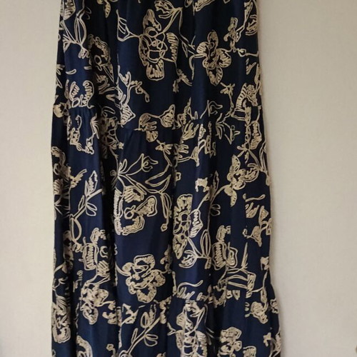 Maxi brocade skirt like new, blue and white