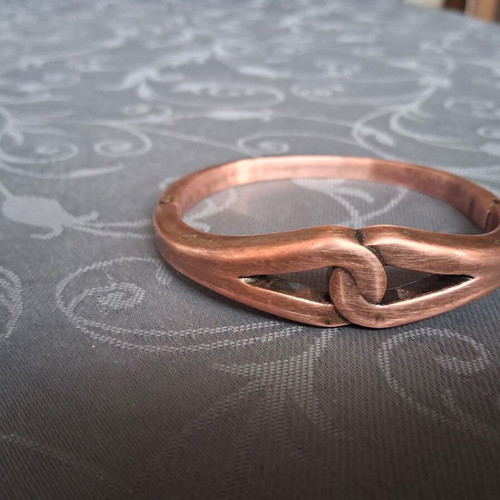 Uterque pink gold cuff bracelet