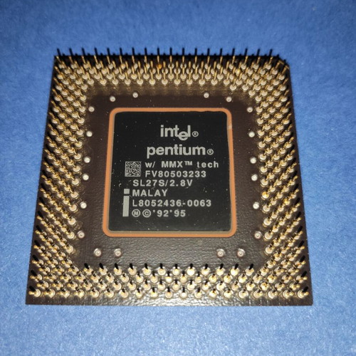 Intel Pentium MMX 233MHz processor like new