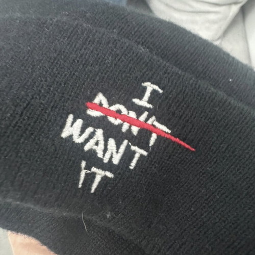 Zara women's knit cap used, black with inscription