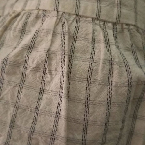 Sinsay fitted buttoned blouse like new, M/L, white-beige check