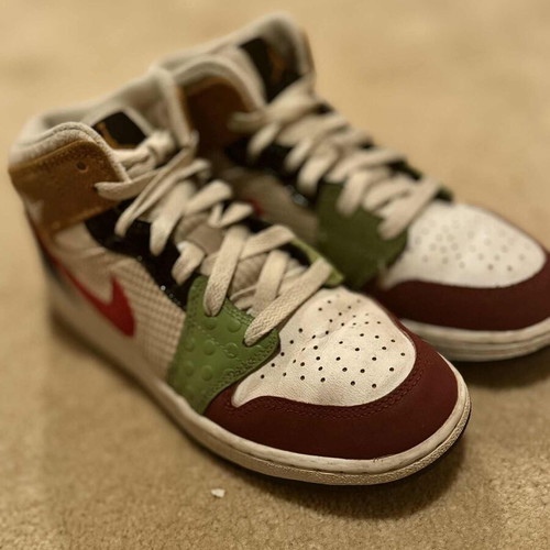 Nike Air Jordan 1 Unisex like new, colorful sneakers size 36