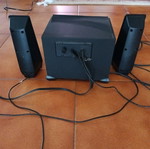 Labtec 2.1 speakers like new, surround