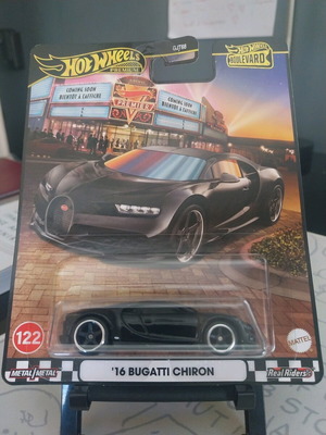 Hot Wheels Boulevard '16 Bugatti Chiron new