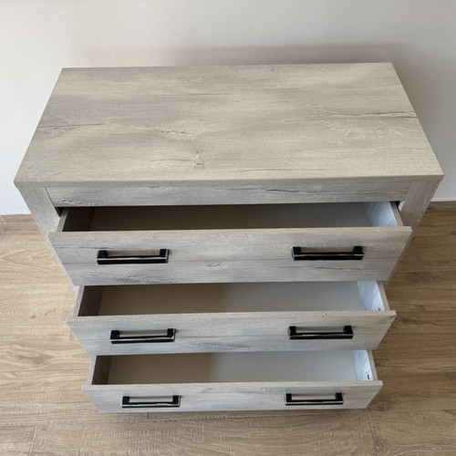 Baby beds set like new with dresser, changing table and shelf