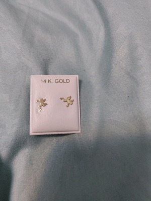 14k gold earrings new with 585 hallmark