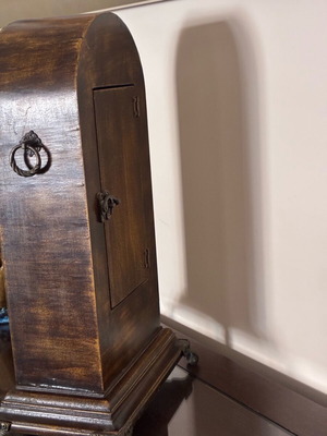 table clock