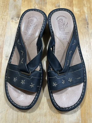 Fly Flot leather anatomic slippers size 40, blue
