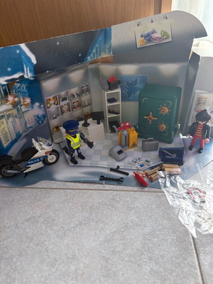 Playmobil Jewelry Store Burglary used, code 9007