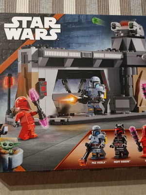 Lego Star Wars 75386 σετ Paz Vizsla και Moff Gideon Battle