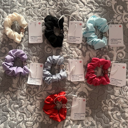Lululemon scrunchies new