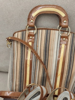 Leather handbag Tabpa Chaniotakis like new, brown
