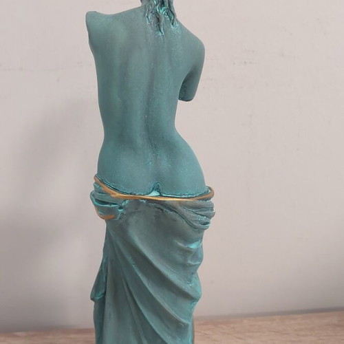 Gypsum statue of Aphrodite new condition