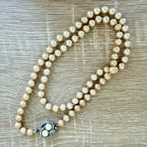 Pearl Type Fashion Bijou Necklace like new
