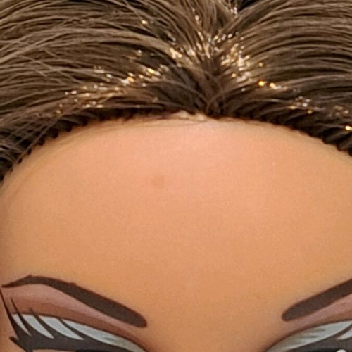 Bratz Strut It Yasmin doll used with flaws