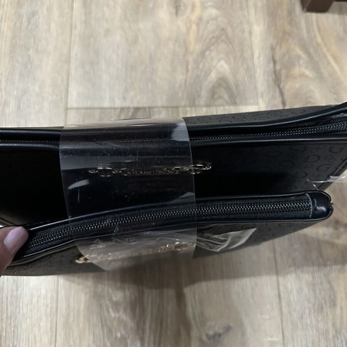 Guess set handbags authentic new black