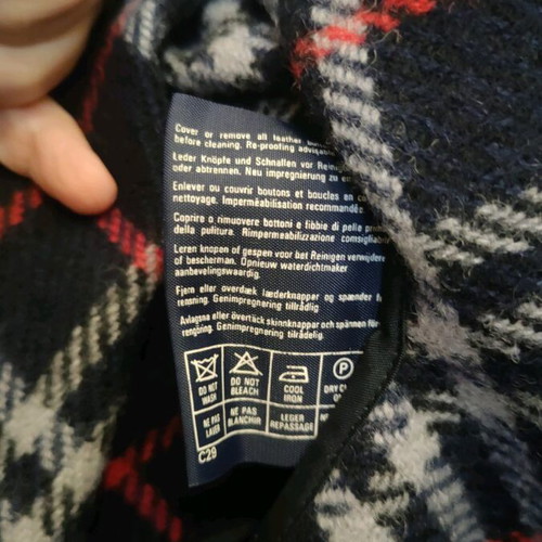 Burberry’s Men’s Blue Coat With Removable Lining Like New, Size XL