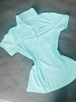 Women's sports blouse like new, size S