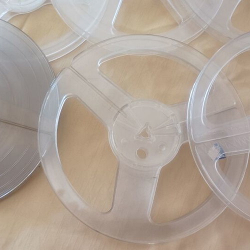 Plastic reel-to-reel tape cases 6 pieces like new