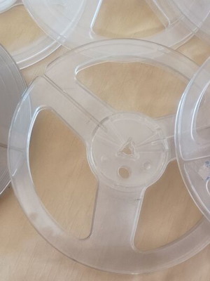 Plastic reel-to-reel tape cases 6 pieces like new