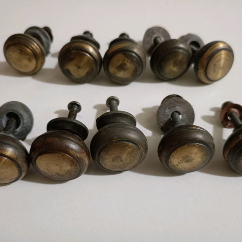 Screw-on handles used, pack of 10, brass, 3 cm