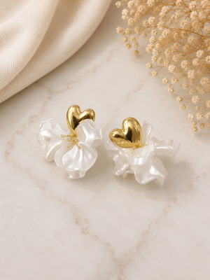 Statement earrings golden heart and pearl flower new