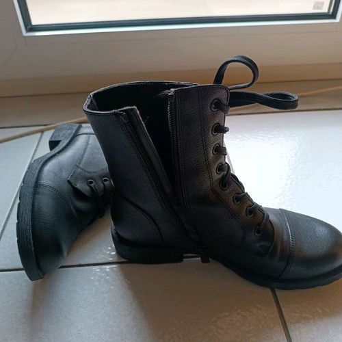 Robinson leather ankle boots like new, size 36, black