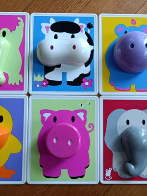 Who Knows Whose Nose game like new, educational and fun