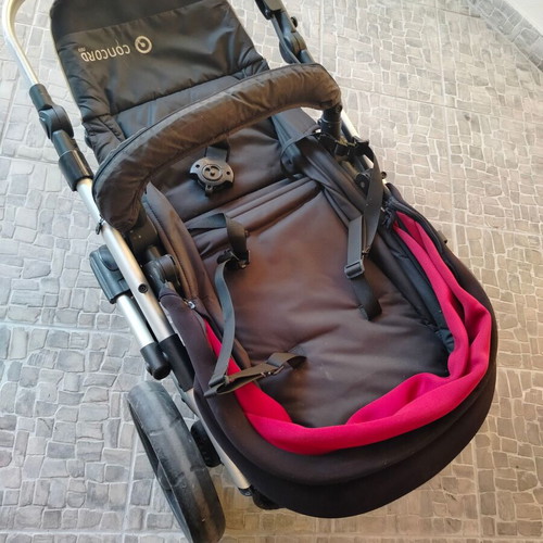 Concord Baby Stroller like new, aluminum frame, foldable with umbrella gift