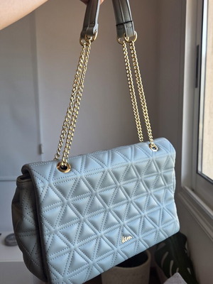Leather Kem shoulder bag like new