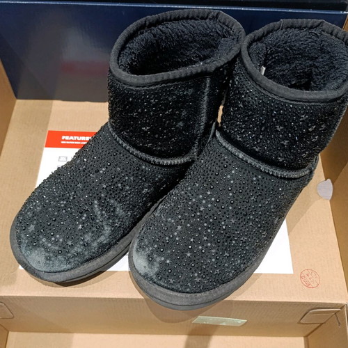 Lelli Kelly boots used with rhinestones and fur size 34 black