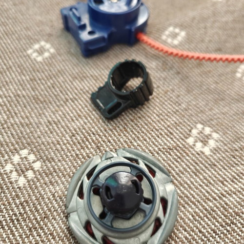 Beyblade Hasbro used with key and launcher