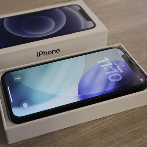 iPhone 12 128GB like new, black, unlocked, with charger and case