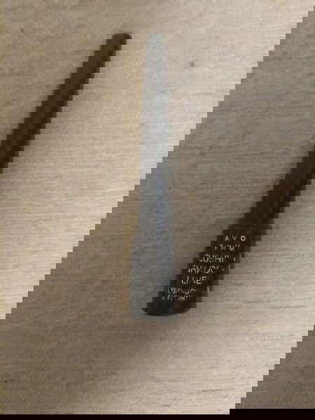 Avon True Cushion Shadow Liner