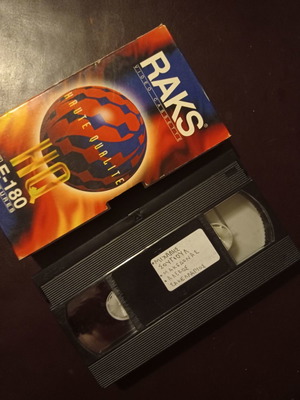 VHS movie cassettes used, dubbed, very good condition