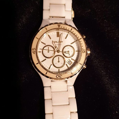 DKNY ceramic wristwatch used, women's