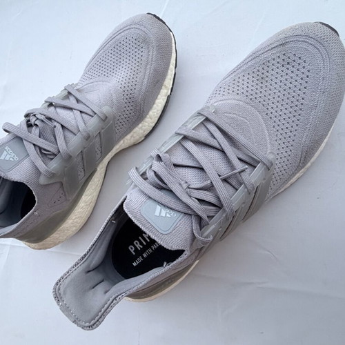 Adidas Ultraboost 21 grey athletic shoes size 47 like new