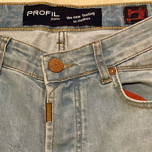 Profil premium jeans light blue like new with distressed details